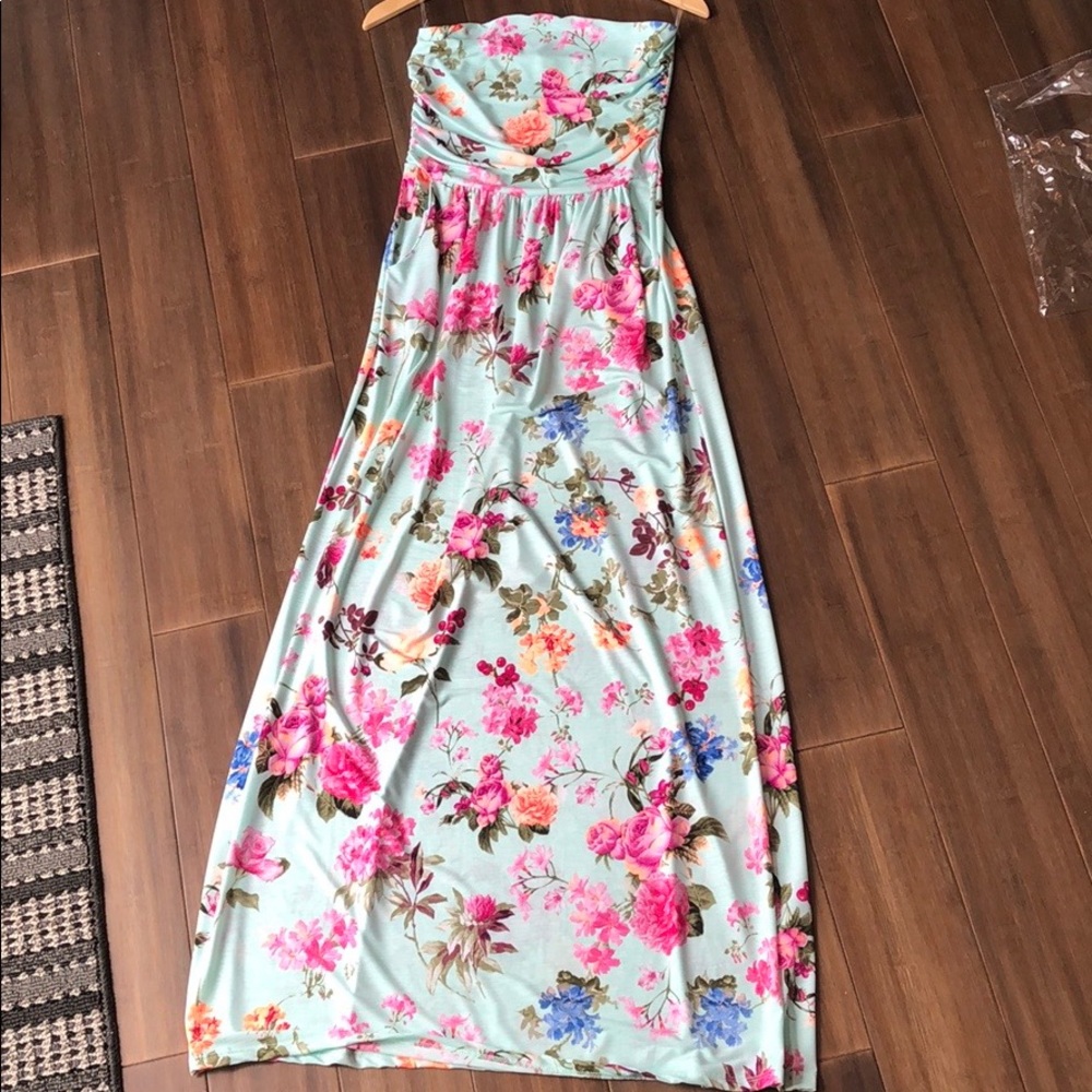 Maxi dress